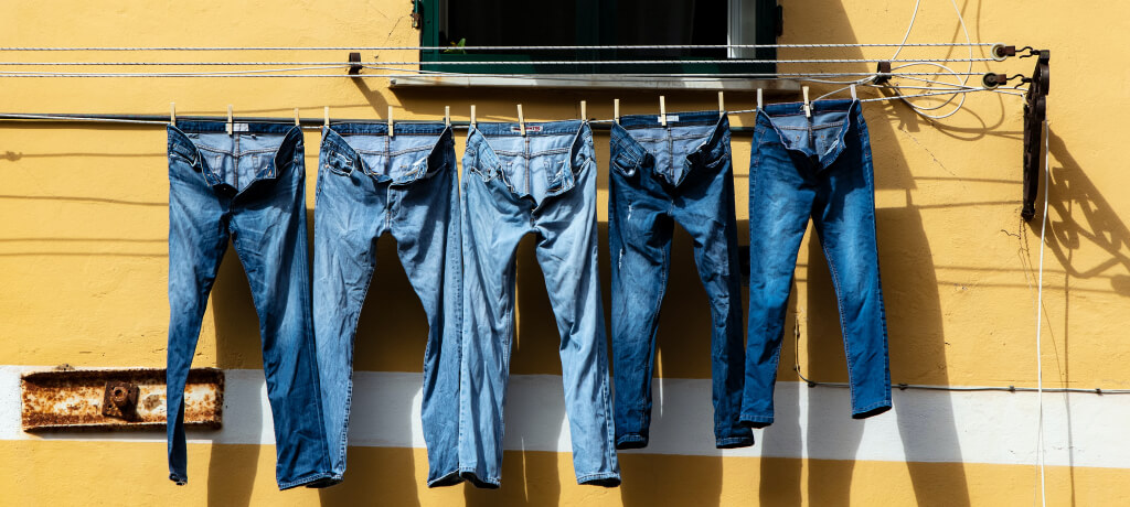 Jak wyprać jeansy - jak prać dżinsy 